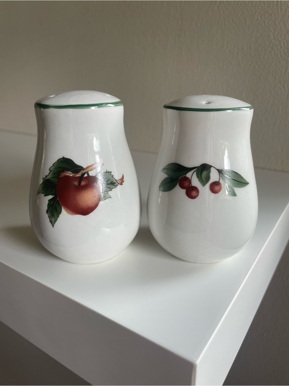 Vintage Apple & Cherry Salt and Pepper Shakers